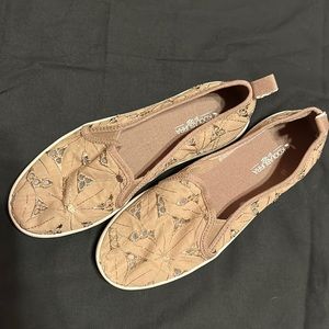 Koolaburra by Ugg, girls sz3
